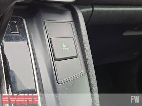 Used 2017 Honda CR-V Touring image 12