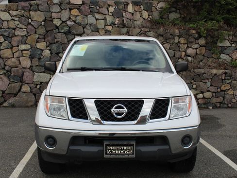 Used 2008 Nissan Frontier SE w/ SE Value Truck Pkg image 3