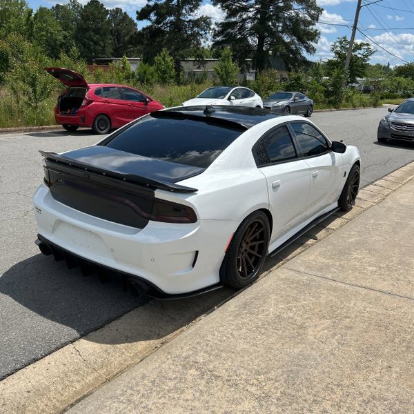 Used 2020 Dodge Charger Scat Pack w/ Plus Group RWD image 8