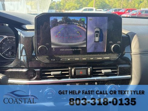 Certified 2025 Nissan Pathfinder SL FWD image 20