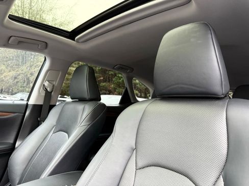 Used 2021 Lexus RX 350L FWD w/ Premium Package image 15