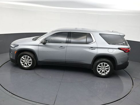 Used 2023 Chevrolet Traverse LS image 13