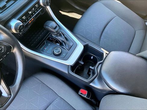 Used 2025 Toyota RAV4 XLE image 15