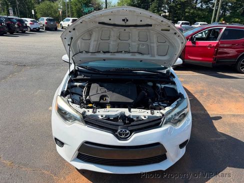 Used 2016 Toyota Corolla LE FWD image 22
