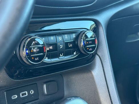 Used 2023 Buick Encore GX Select w/ Safety Package II FWD image 20