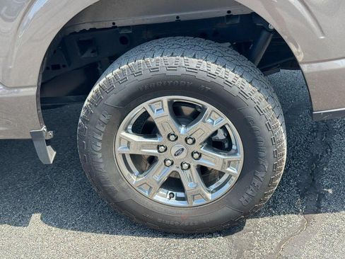 Used 2023 Ford F150 Lariat AWD/4WD image 7