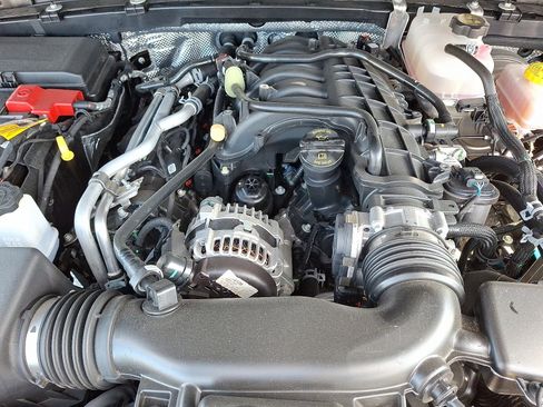 Certified 2025 Jeep Wrangler Sport image 27