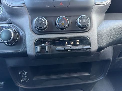 Used 2019 RAM 2500 Tradesman image 18