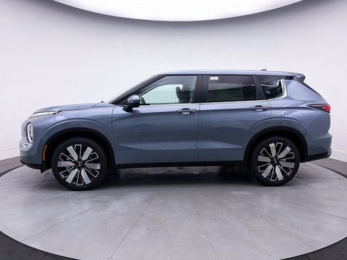 New 2026 Mitsubishi Outlander SE image 26