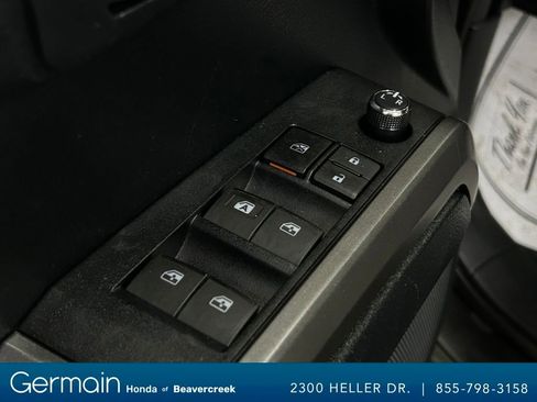 Used 2016 Toyota Tacoma SR5 image 19