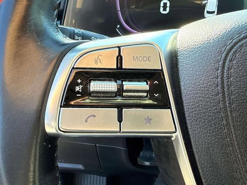 Used 2024 Kia Telluride S image 23