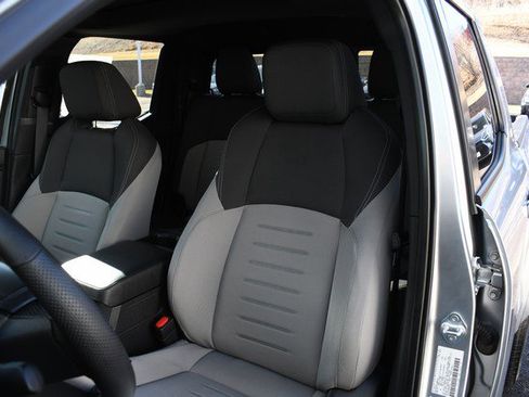 Used 2024 Toyota Tacoma TRD Sport image 17