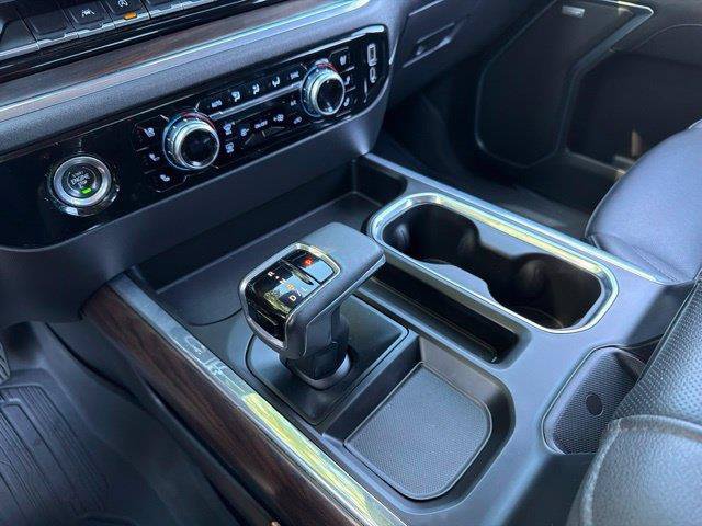 Used 2023 GMC Sierra 1500 SLT w/ SLT Premium Package AWD/4WD image 38