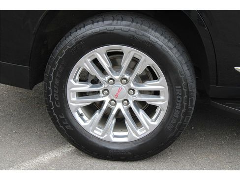 Used 2021 GMC Yukon SLT image 6