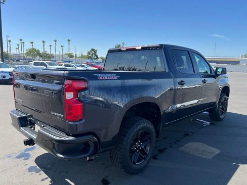 Used 2024 Chevrolet Silverado 1500 Custom Trail Boss AWD/4WD image 4