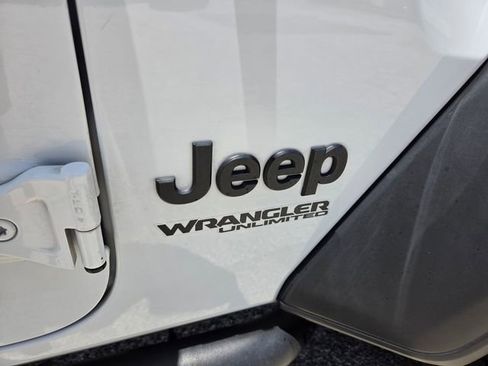 Certified 2020 Jeep Wrangler Unlimited Sport AWD/4WD image 7