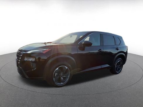 Used 2025 Nissan Rogue SV image 8