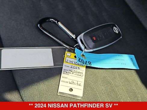 Used 2024 Nissan Pathfinder SV FWD image 32