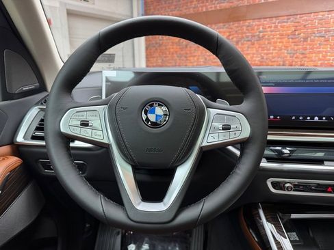 New 2026 BMW X7 xDrive40i image 14