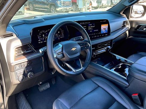 Certified 2025 Chevrolet Tahoe LT image 17