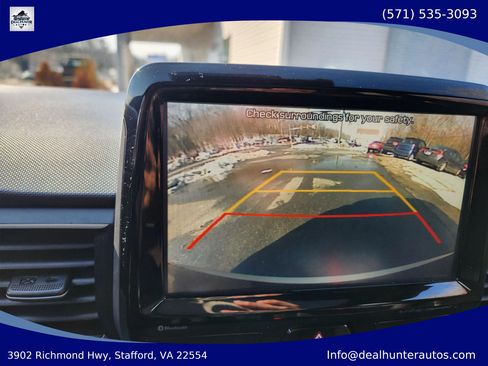 Used 2020 Hyundai Veloster Turbo FWD image 32