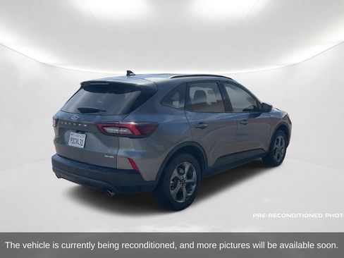 Used 2025 Ford Escape ST-Line Select AWD/4WD image 6