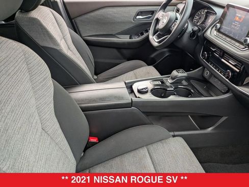 Certified 2021 Nissan Rogue SV image 36