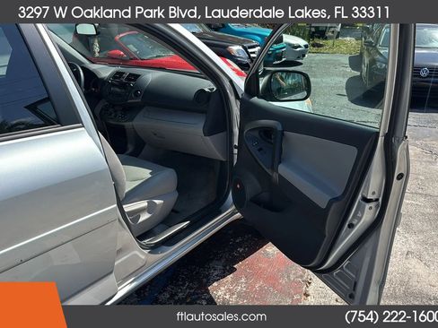 Used 2011 Toyota RAV4 Limited w/ Limited Extra Value Pkg image 45