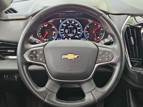 Used 2023 Chevrolet Traverse High Country AWD/4WD image 12
