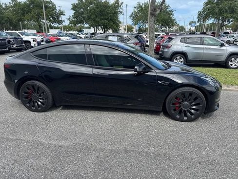 Used 2023 Tesla Model 3 Standard Range RWD image 2