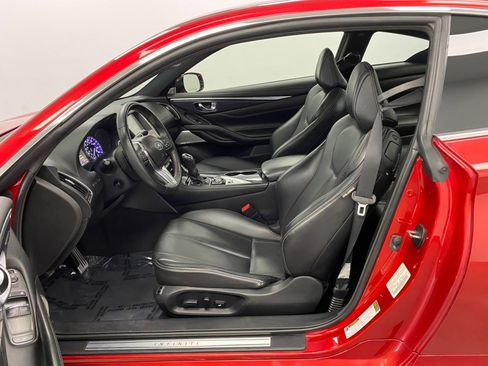 Used 2017 INFINITI Q60 Red Sport 400 image 20