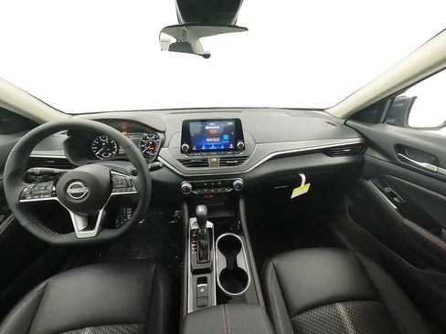 Certified 2024 Nissan Altima 2.5 SR AWD/4WD image 25