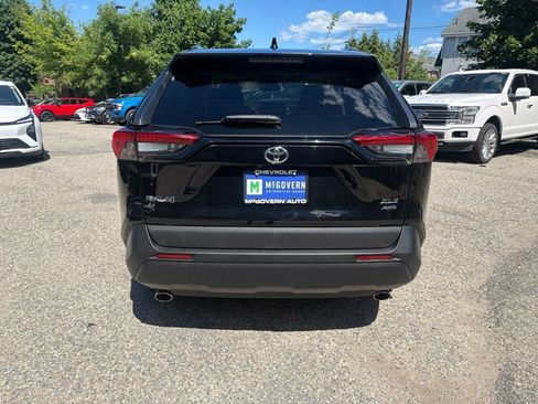 Used 2020 Toyota RAV4 XLE w/ Convenience Package AWD/4WD image 5
