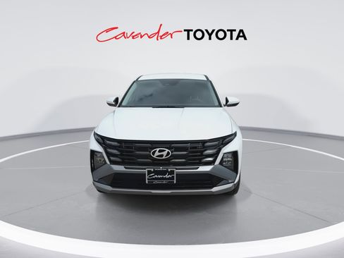 Used 2026 Hyundai Tucson SE FWD image 3