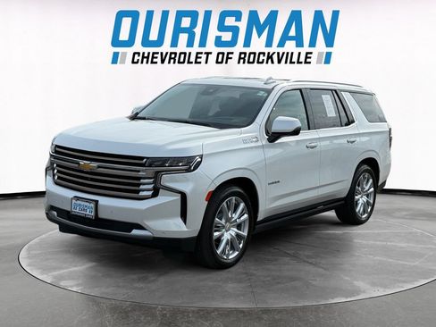 Used 2024 Chevrolet Tahoe High Country AWD/4WD image 2