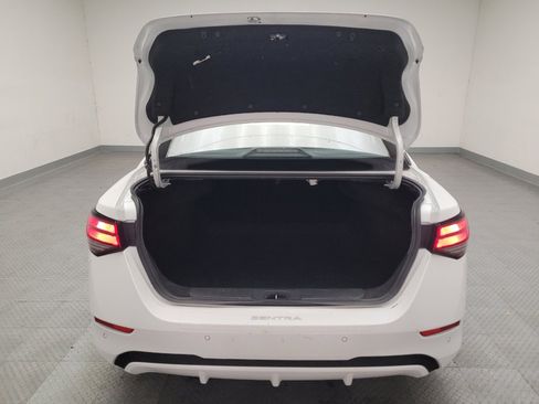 Used 2024 Nissan Sentra S FWD image 29