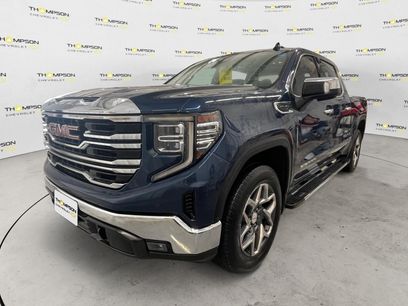 Used 2022 GMC Sierra 1500 SLT w/ SLT Convenience Package