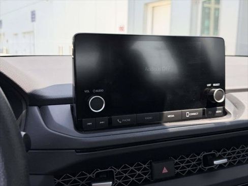 Used 2024 Honda Accord EX image 30