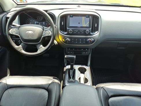 Used 2018 Chevrolet Colorado Z71 AWD/4WD image 14