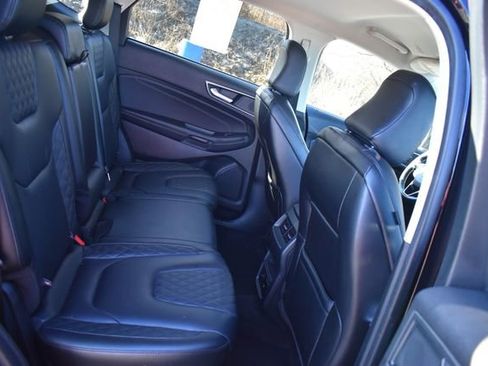 Used 2024 Ford Edge Titanium image 13