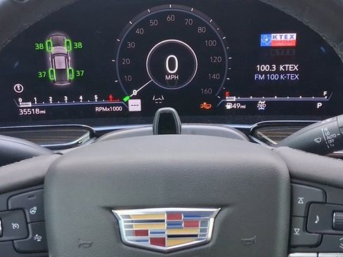 Certified 2023 Cadillac Escalade ESV Premium Luxury image 5