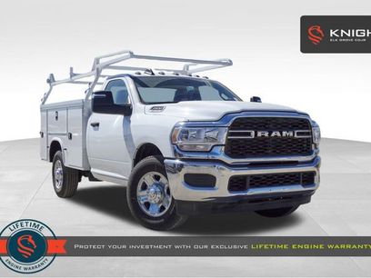 New 2024 RAM 2500 Tradesman w/ Chrome Appearance Group