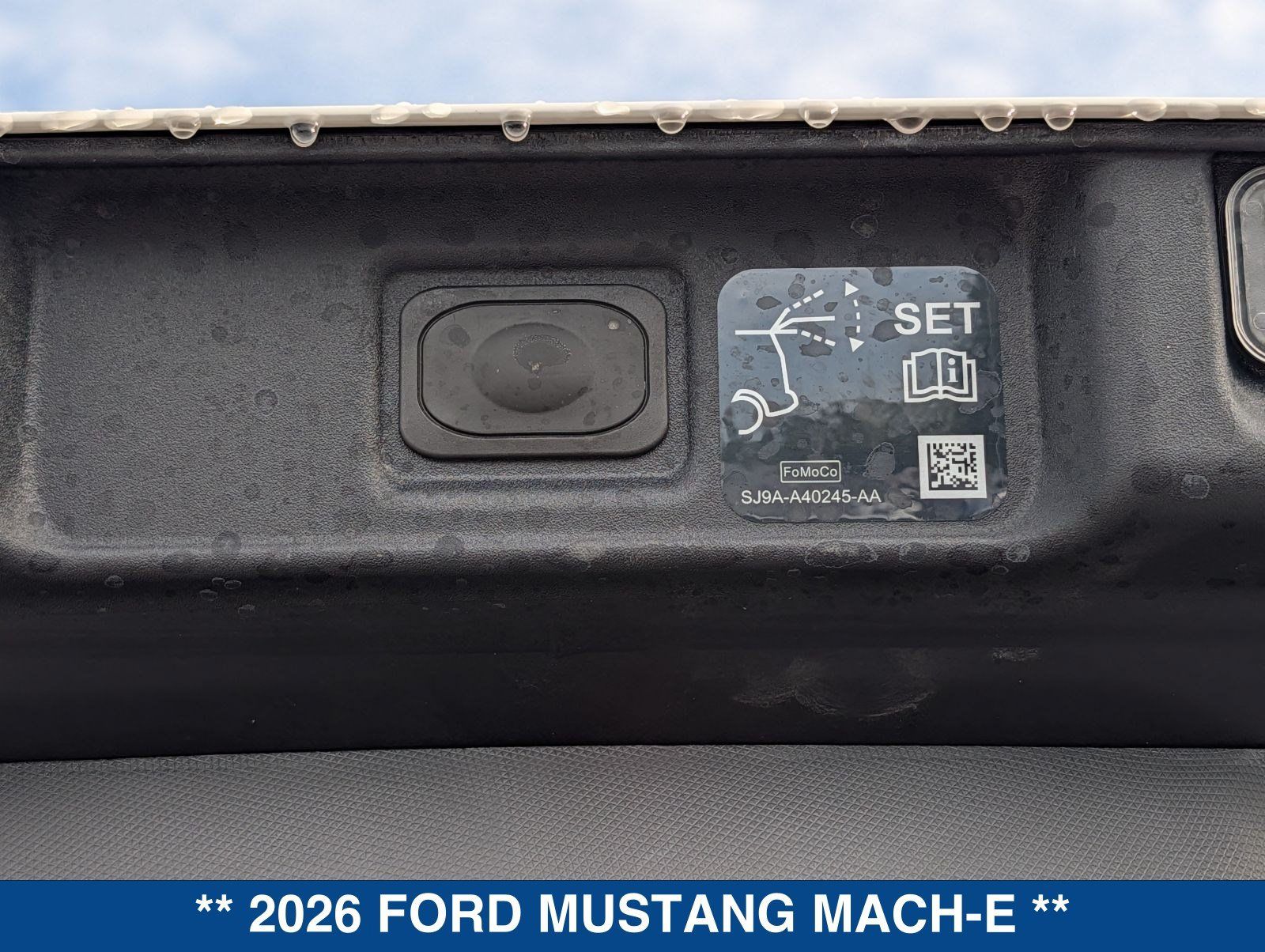 New 2026 Ford Mustang Mach-E GT AWD/4WD image 15