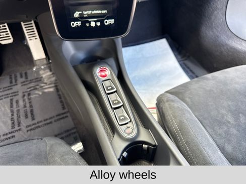 Used 2023 McLaren Artura image 16