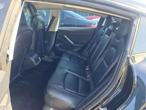 Used 2021 Tesla Model 3 Standard Range Plus RWD image 4
