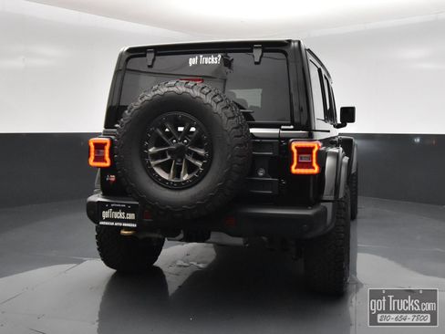 Used 2024 Jeep Wrangler Unlimited Rubicon 392 AWD/4WD image 6