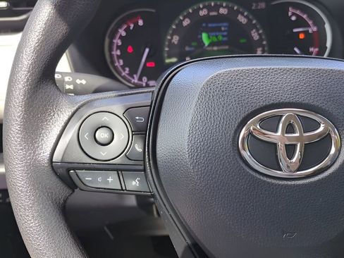 Certified 2024 Toyota RAV4 XLE FWD image 20