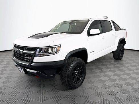 Used 2019 Chevrolet Colorado ZR2 w/ ZR2 Dusk Special Edition AWD/4WD image 3