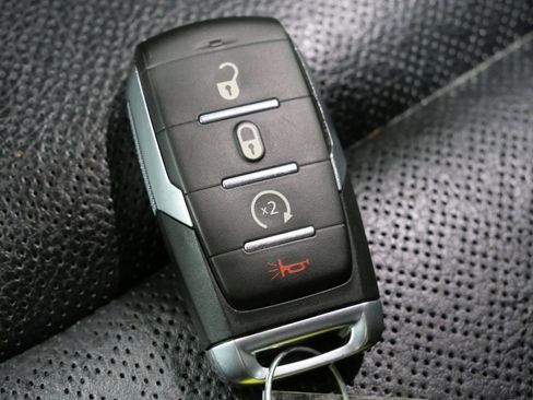 Used 2024 RAM 1500 Laramie image 25