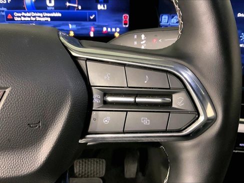 Used 2025 Chevrolet Equinox EV LT FWD image 19